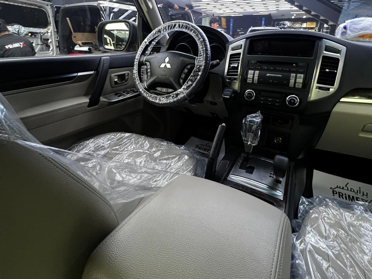 Mitsubishi Pajero 3.5 2015 - Image 4