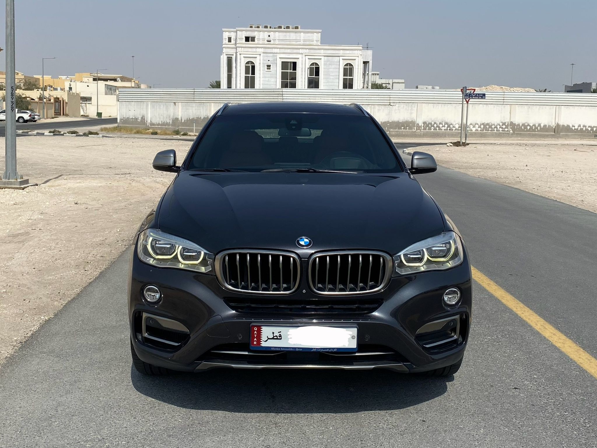 BMW X-Series X6 50i 2015 - Image 2