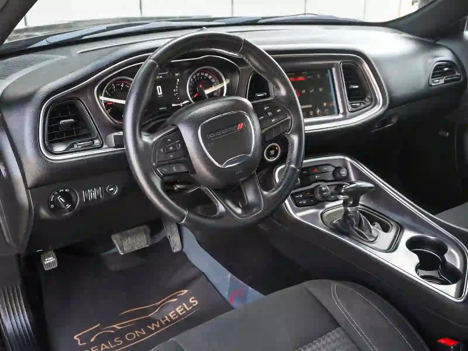 Dodge Challenger R/T 2016 - Image 3