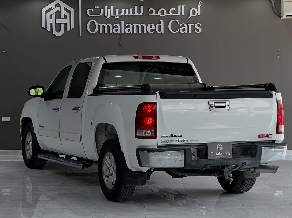 GMC Sierra SLE 2011 - Image 3