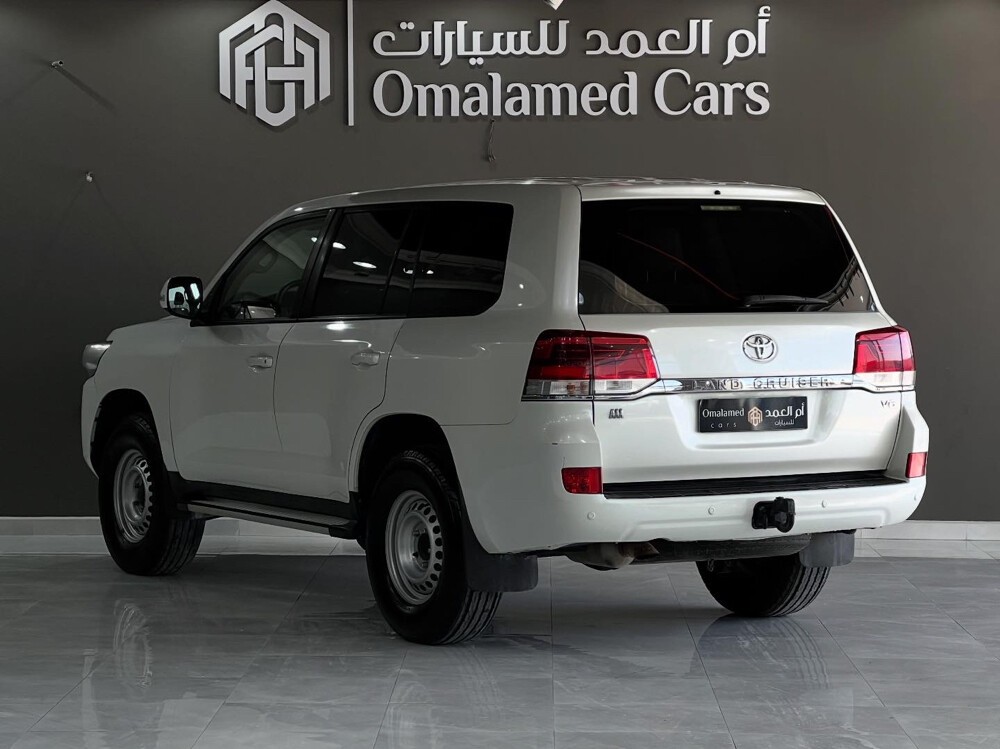 Toyota Land Cruiser GX 2017 - Image 3