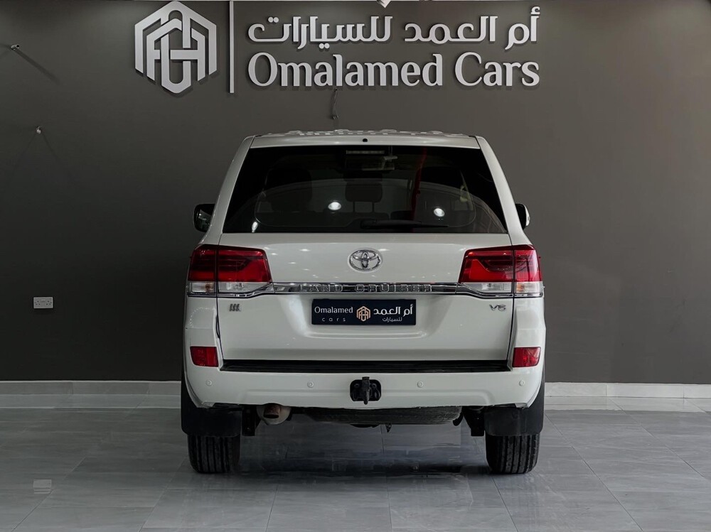 Toyota Land Cruiser GX 2017 - Image 4