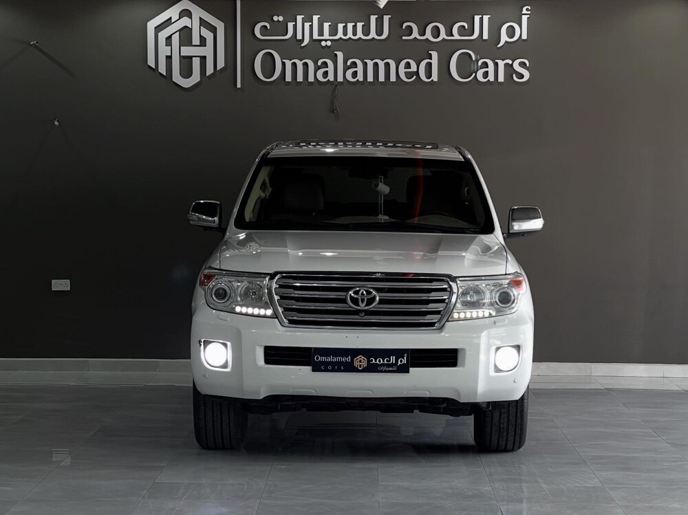 Toyota Land Cruiser VX.R 2013 - Image 2