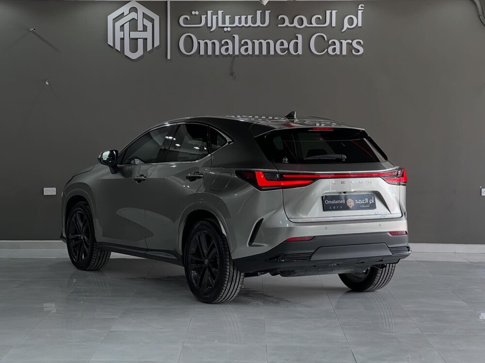 Lexus NX 350 2023 - Image 4