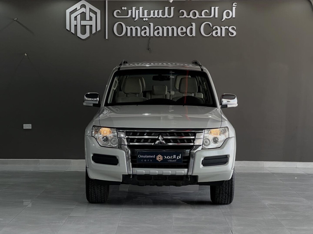 Mitsubishi Pajero 3.5 2017 - Image 2