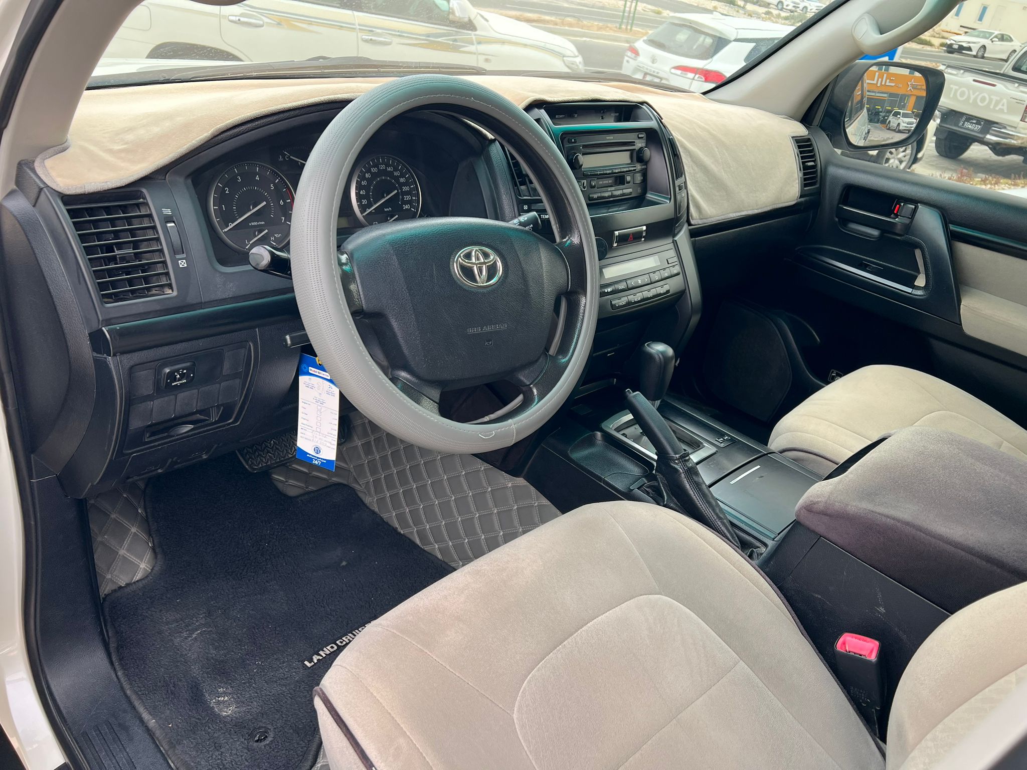 Toyota Land Cruiser GX Standard 2011 - Image 2