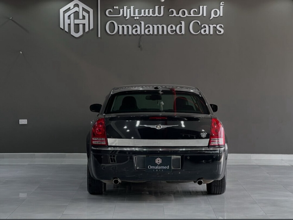 Chrysler 300C Standard 2009 - Image 3