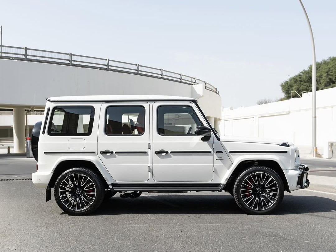 Mercedes-Benz G-Class 63 AMG 2025 - Image 2