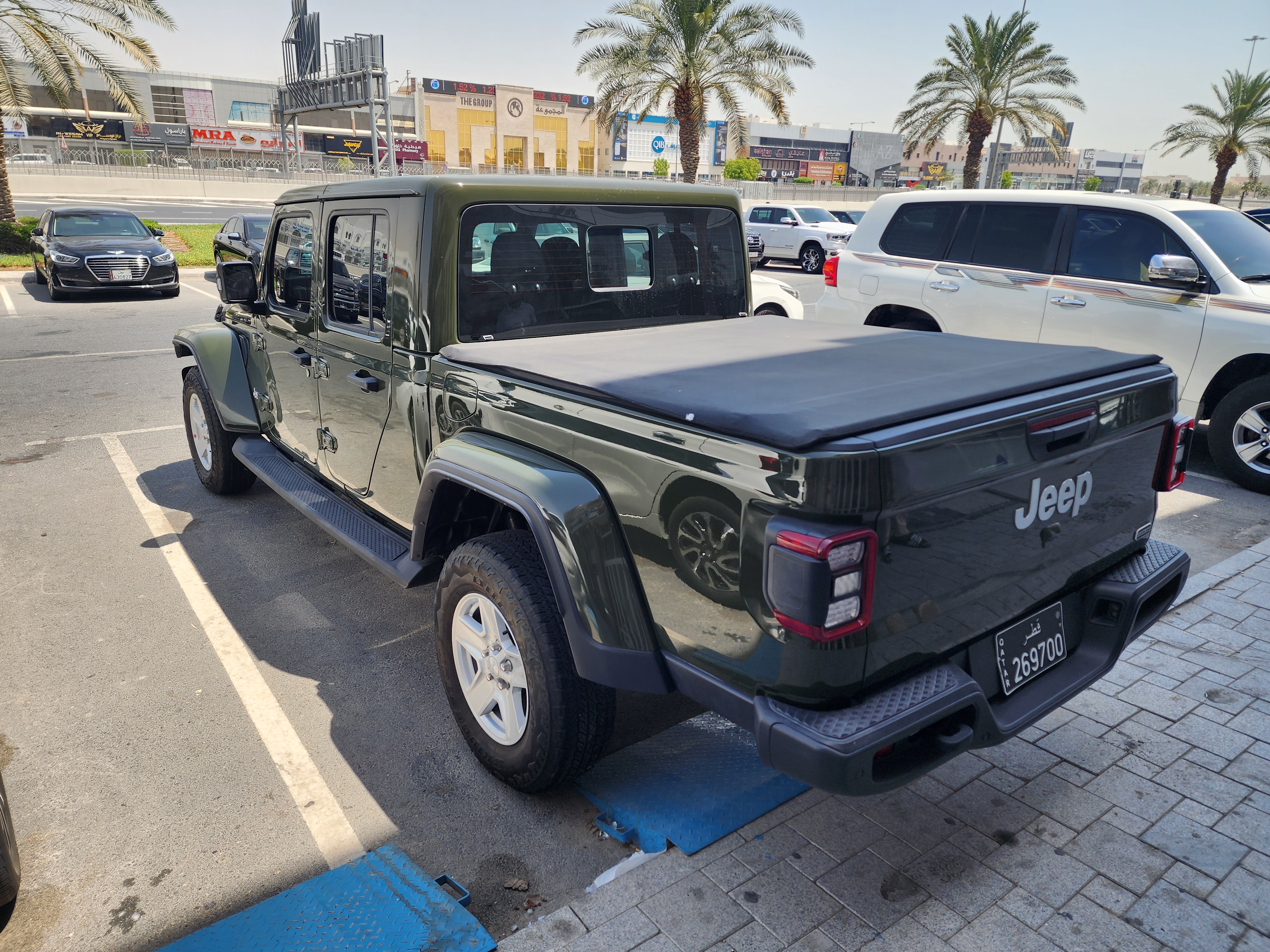 Jeep Gladiator  Overland - Image 4
