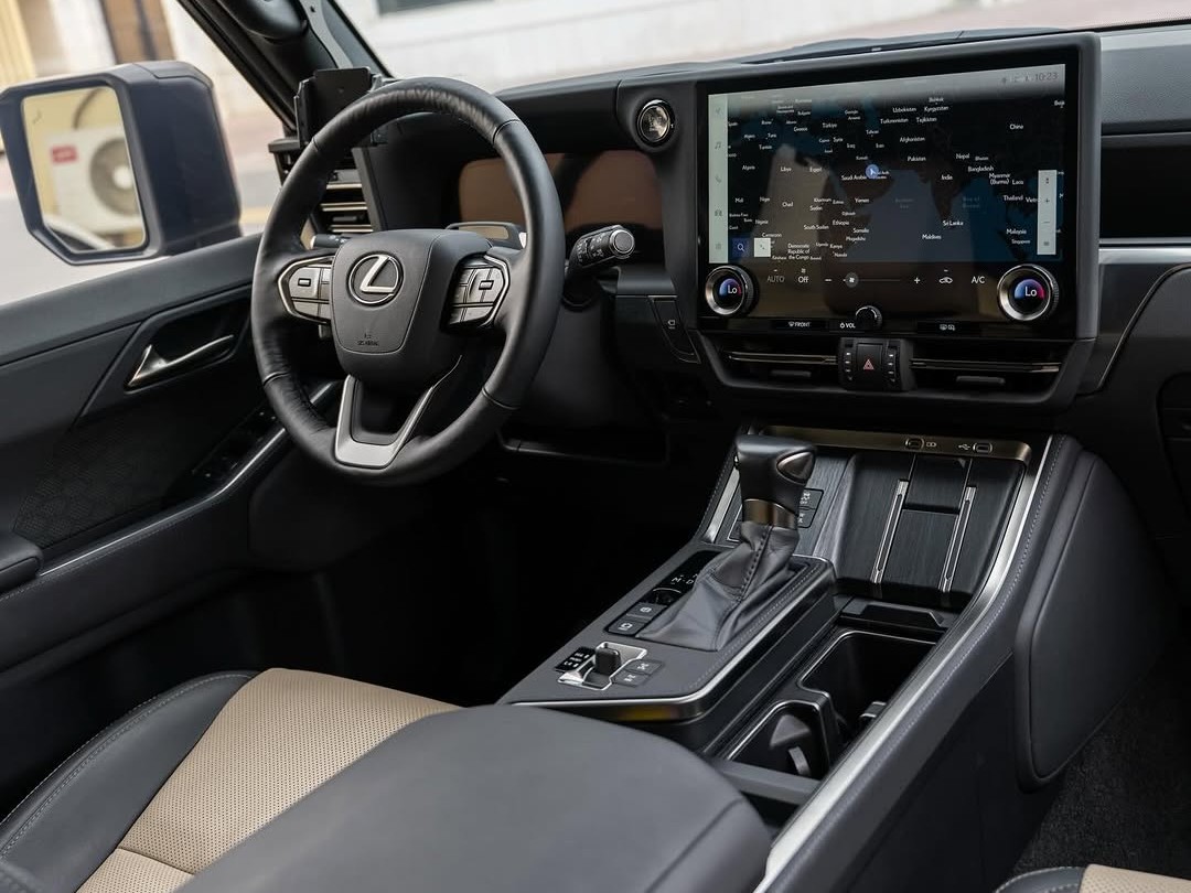 Lexus GX 550 2024 - Image 4