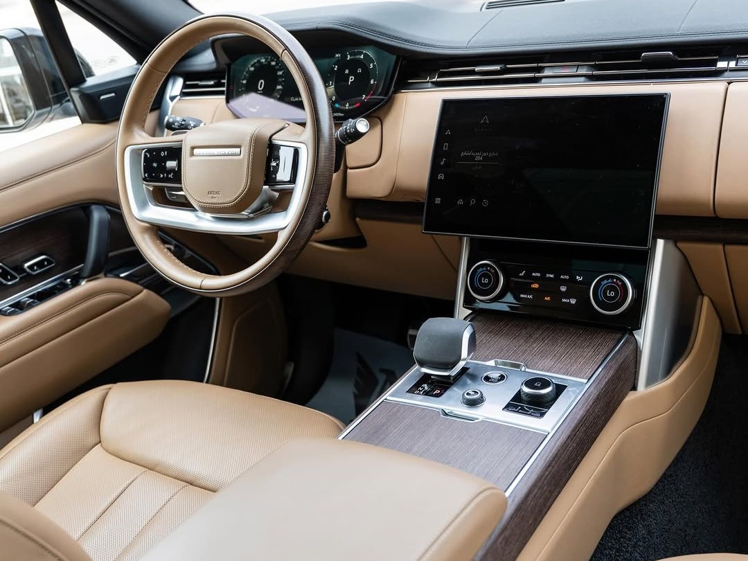 Land Rover Range Rover Vogue 2023 - Image 4