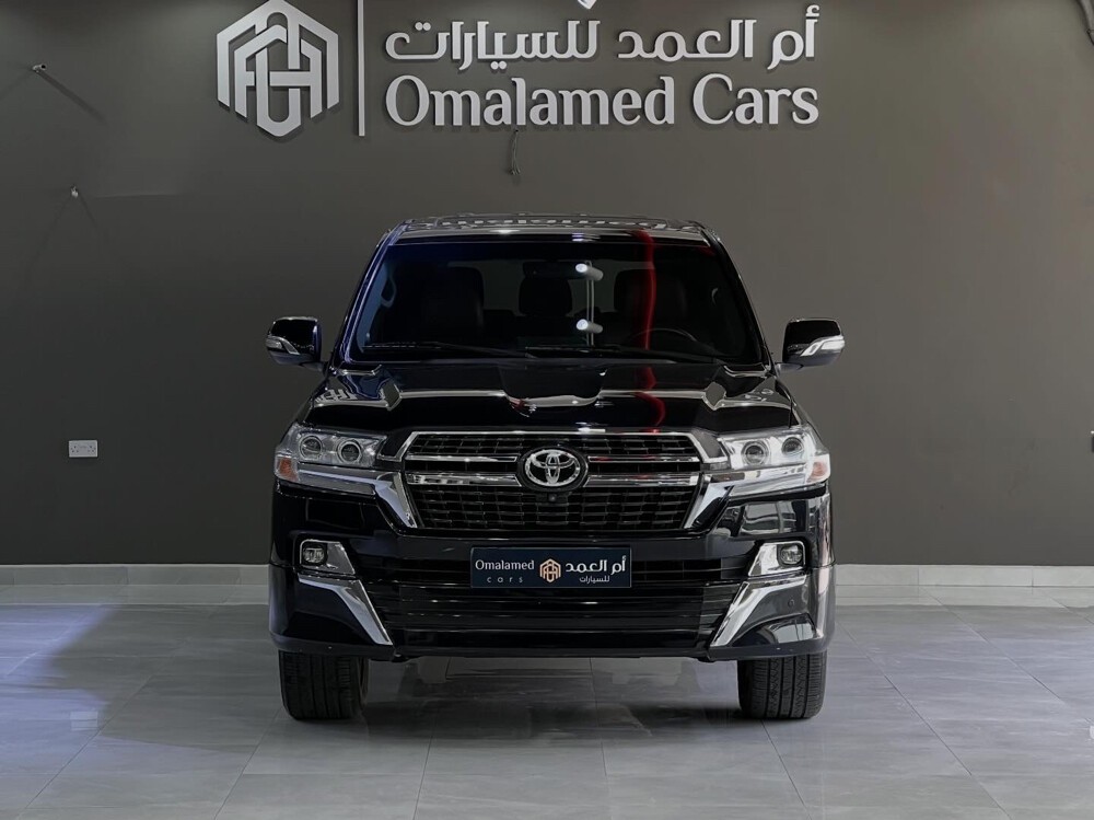 Toyota Land Cruiser VX.R 2019 - Image 2