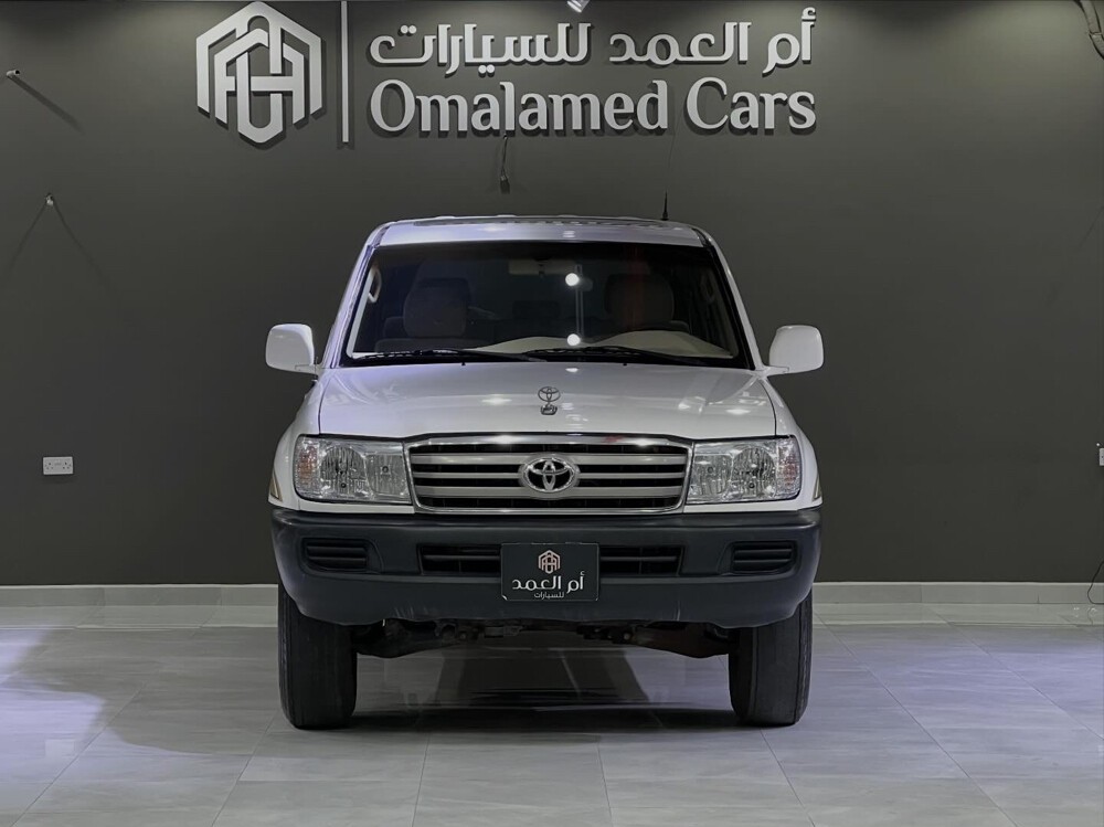 Toyota Land Cruiser GX 2006 - Image 2