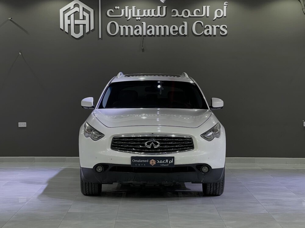 Infiniti FX 35 2011 - Image 2