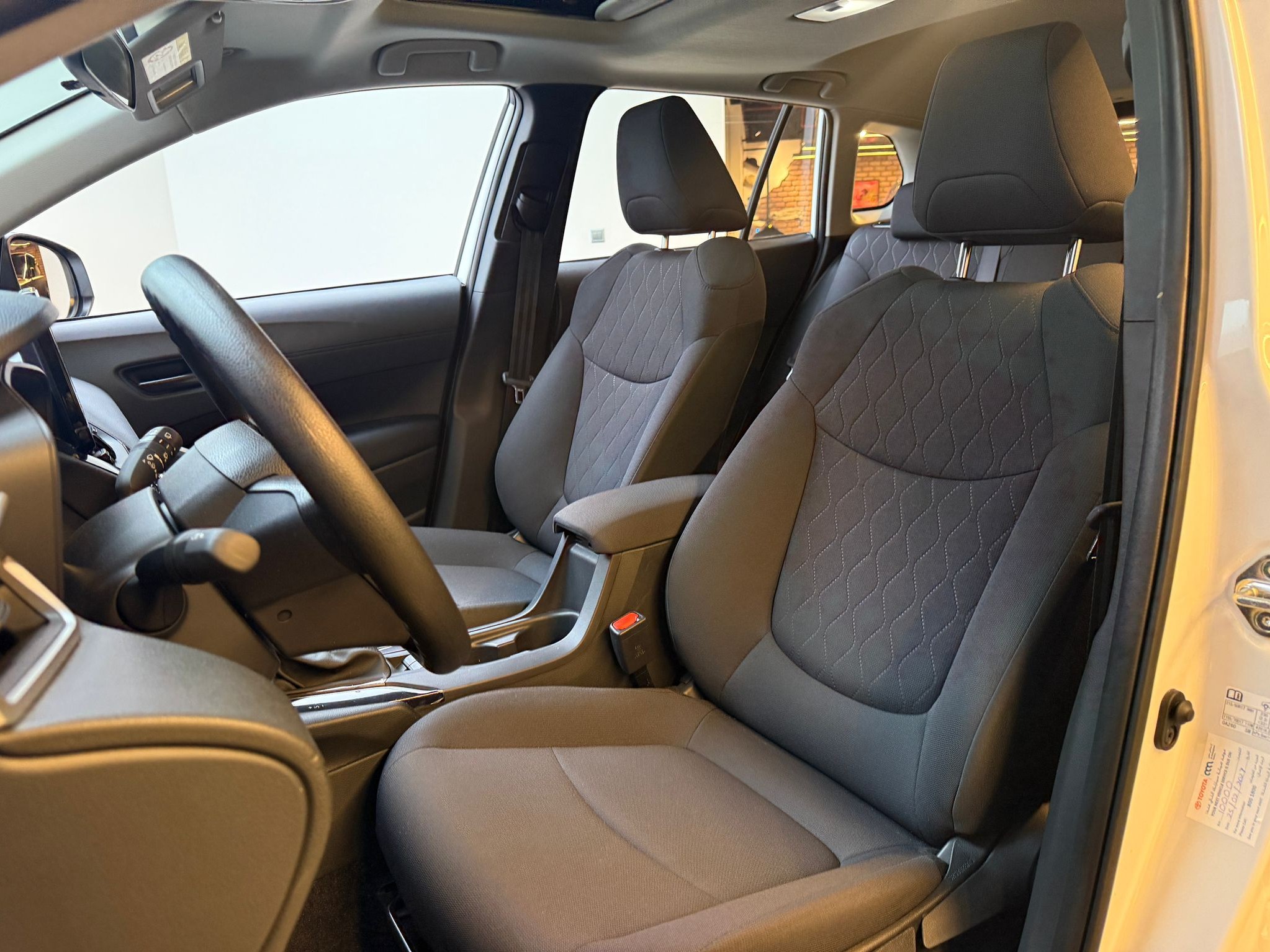 Toyota Corolla cross 2025 - Image 2