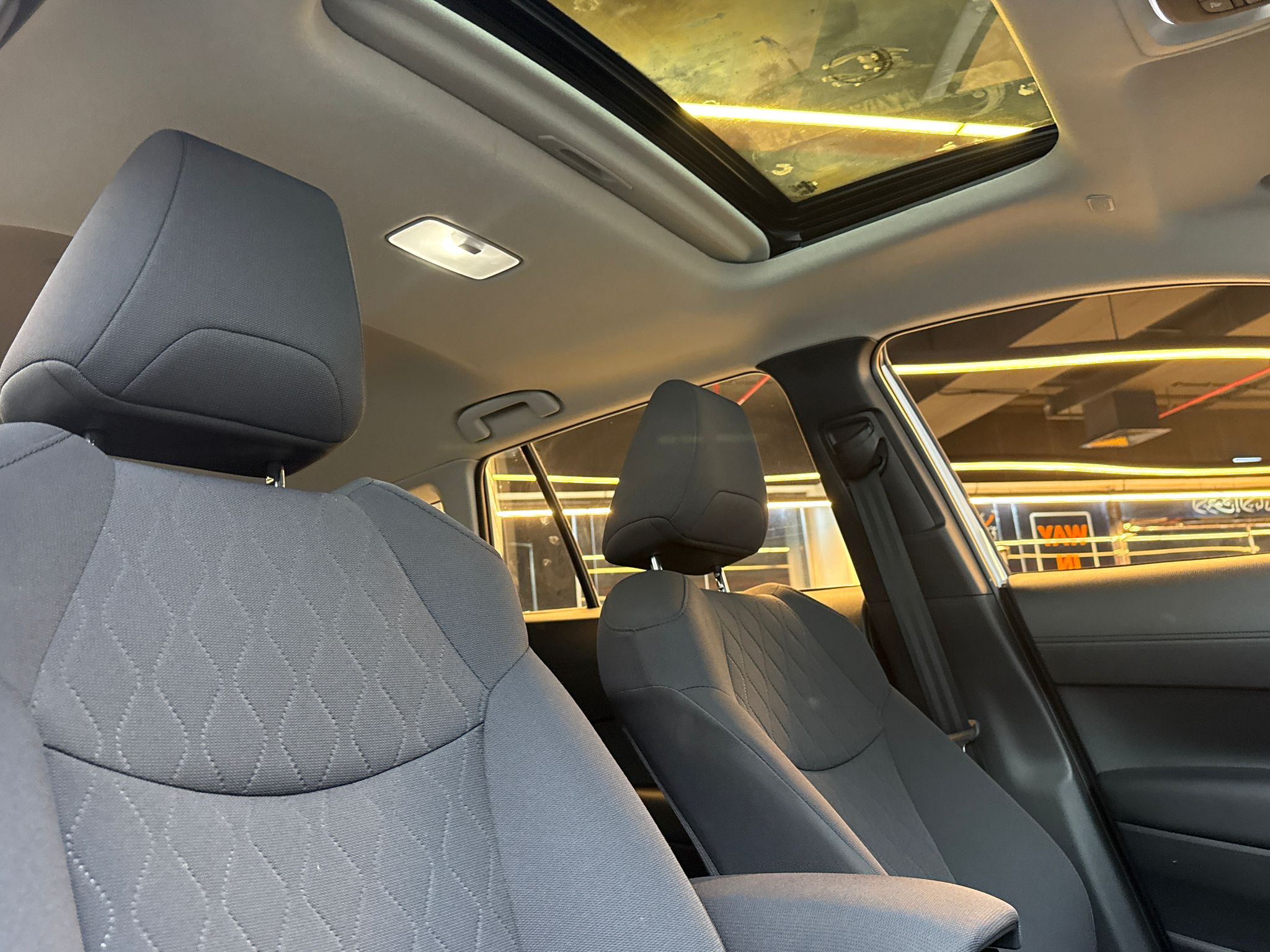 Toyota Corolla cross 2025 - Image 3