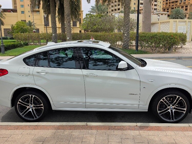 BMW X-Series X4 M 2017 - Image 3