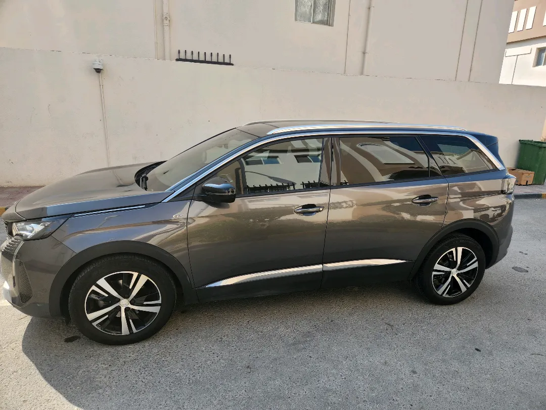Peugeot 5008  2024 - Image 2