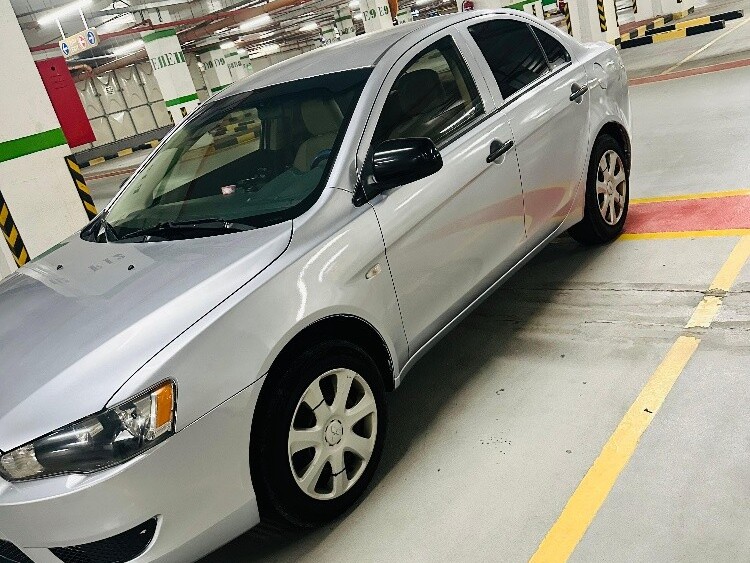 Mitsubishi Lancer EX 1.6 2015