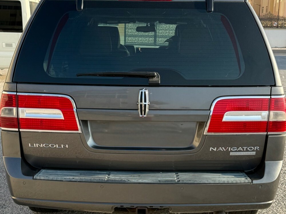 Lincoln NAVIGATOR 2012 - Image 4