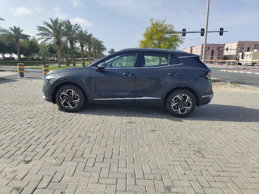 Kia Sportage 2.0L turbo 2023 - Image 2
