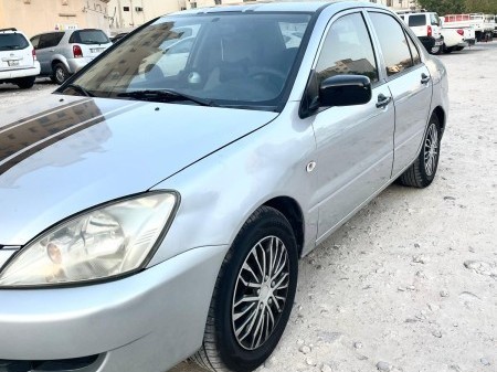 Mitsubishi Lancer GLX 2013 - Image 2