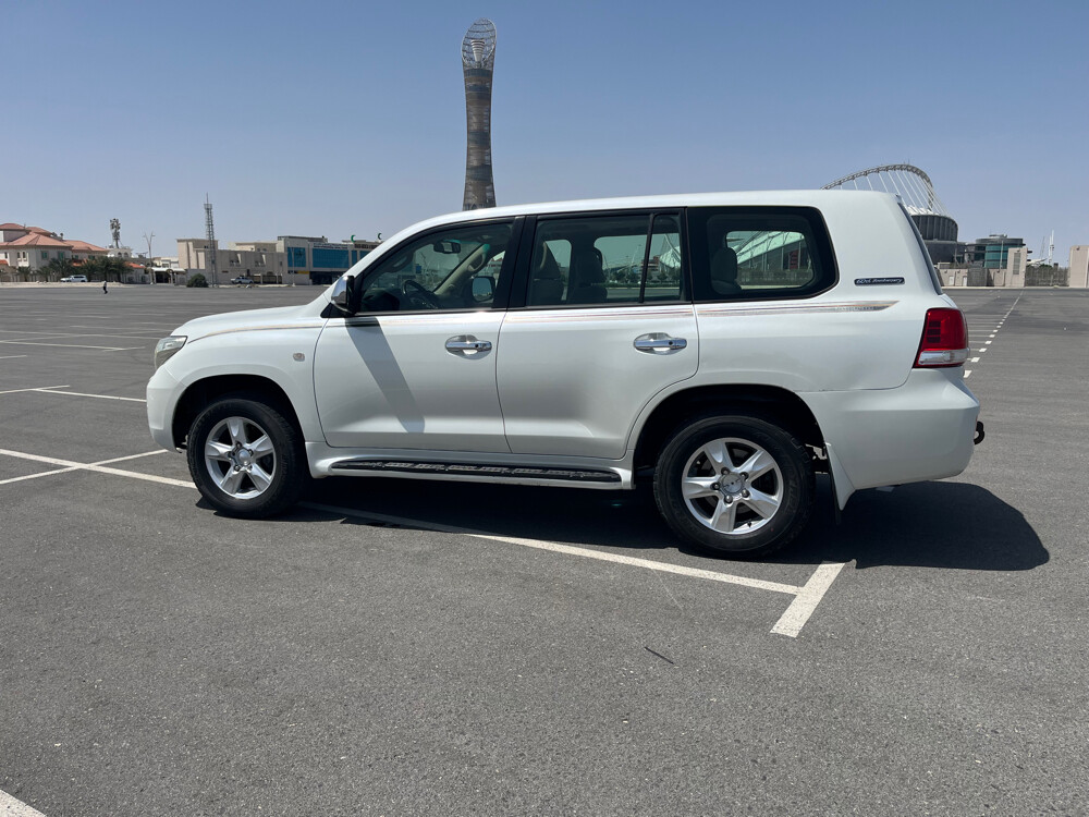 Toyota Land Cruiser VX.R 2011 - Image 3