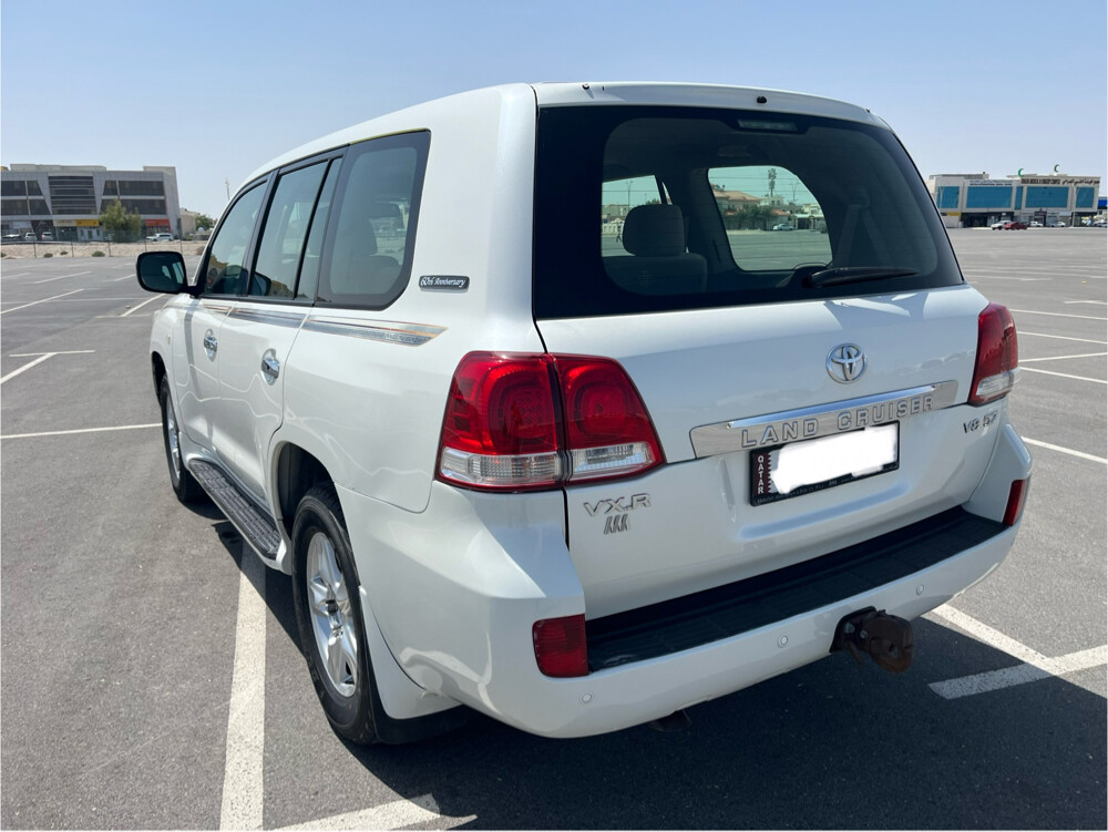 Toyota Land Cruiser VX.R 2011 - Image 4