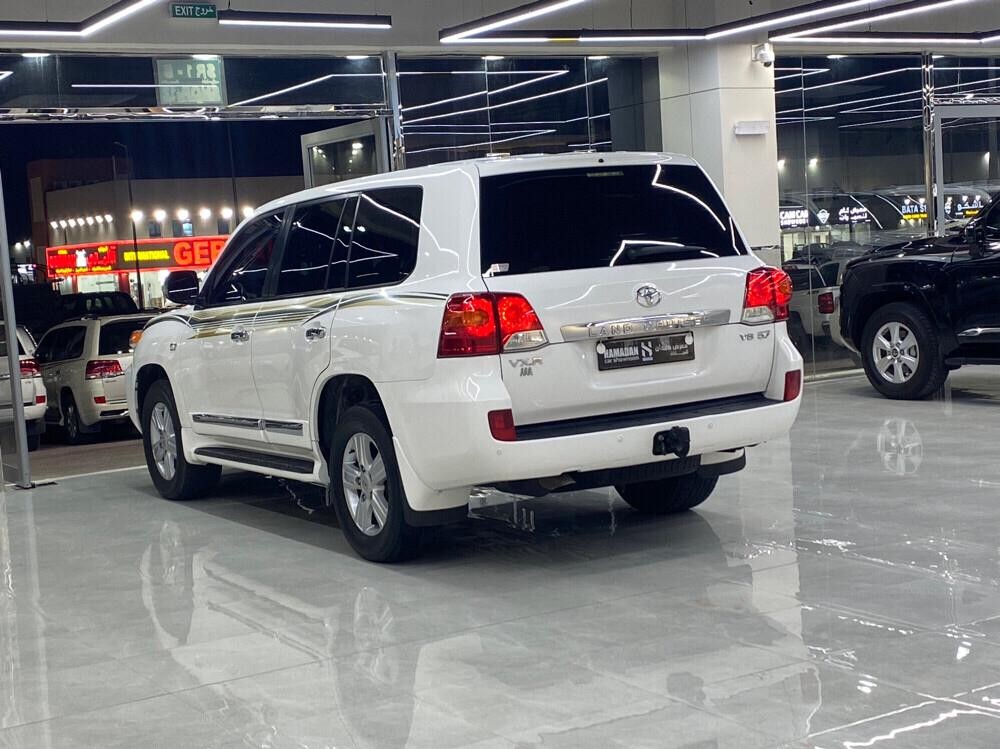 Toyota Land Cruiser VX.R 2013 - Image 4