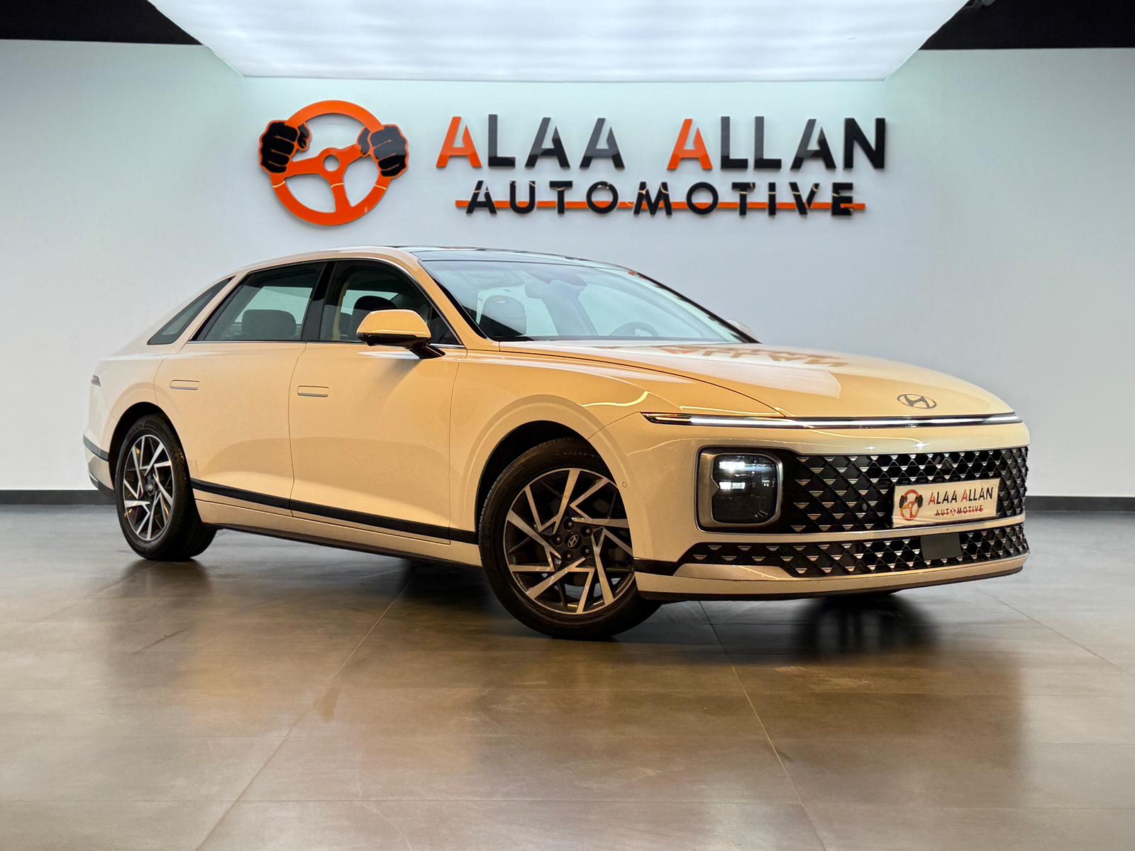 Hyundai Azaera 2023 - Image 4