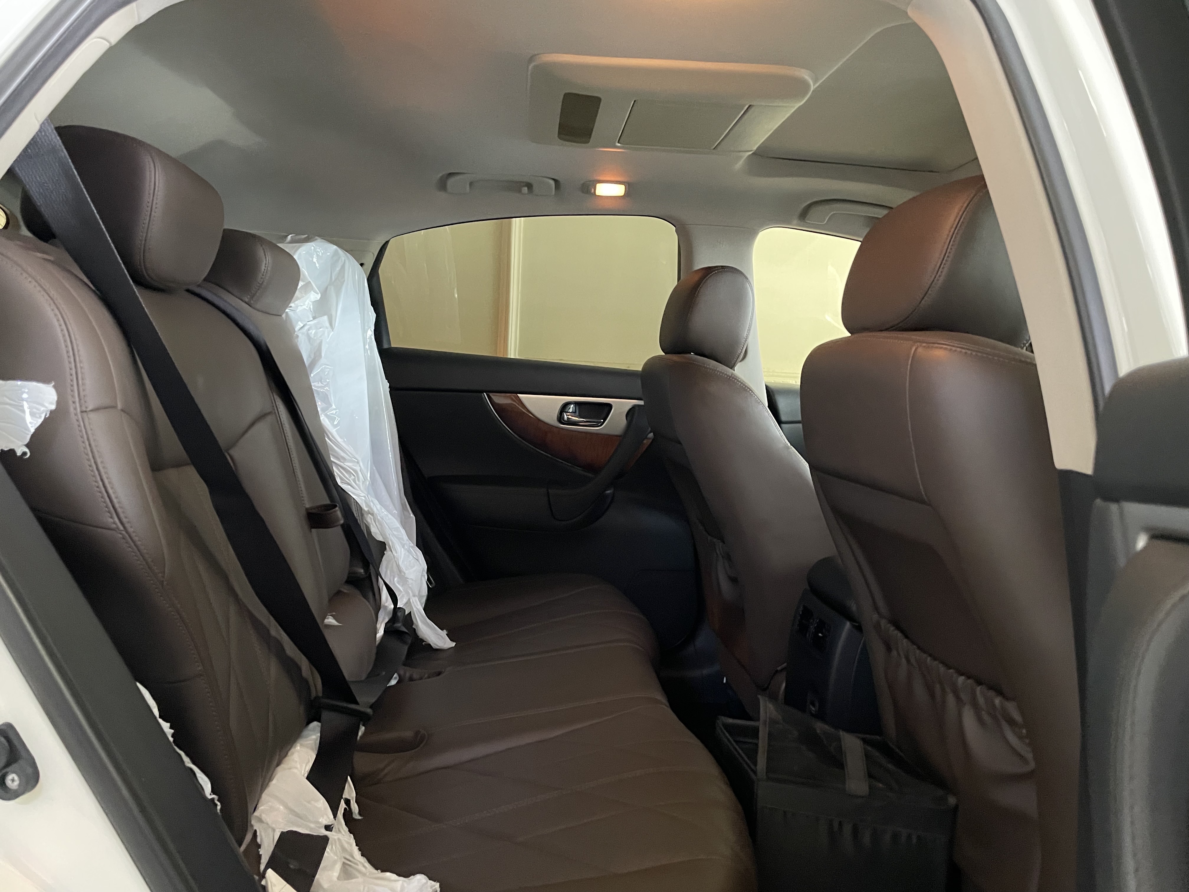 Infiniti QX 70 - Image 4