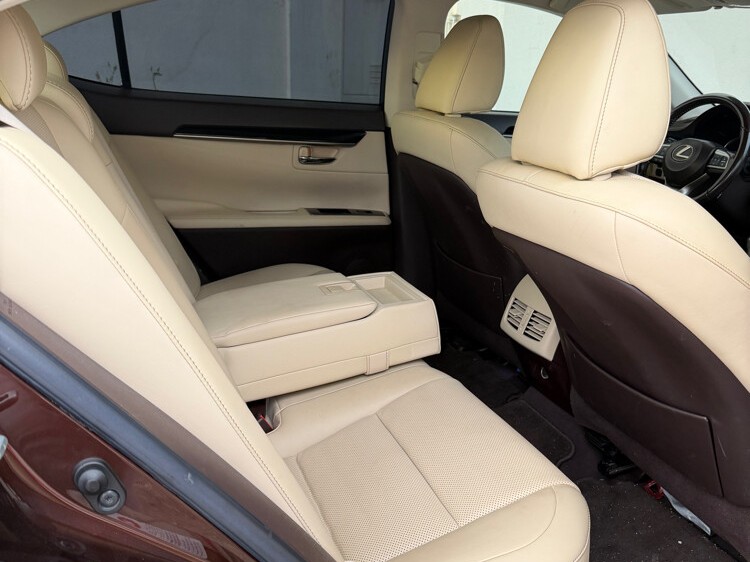 Lexus ES 350 2016 - Image 4