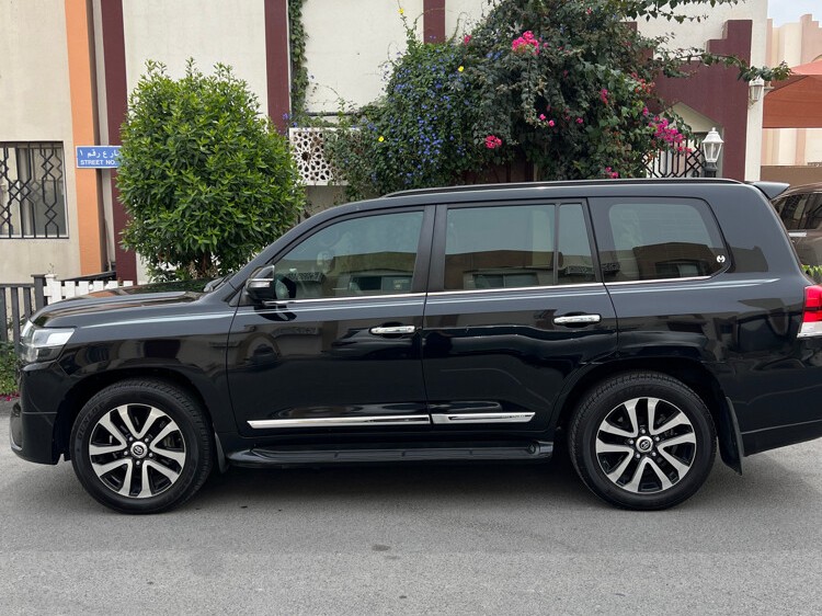 Toyota Land Cruiser VX.S 2018 - Image 3