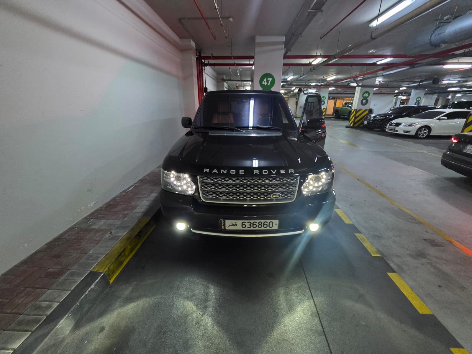Land Rover Range Rover Vogue 2012 - Image 1