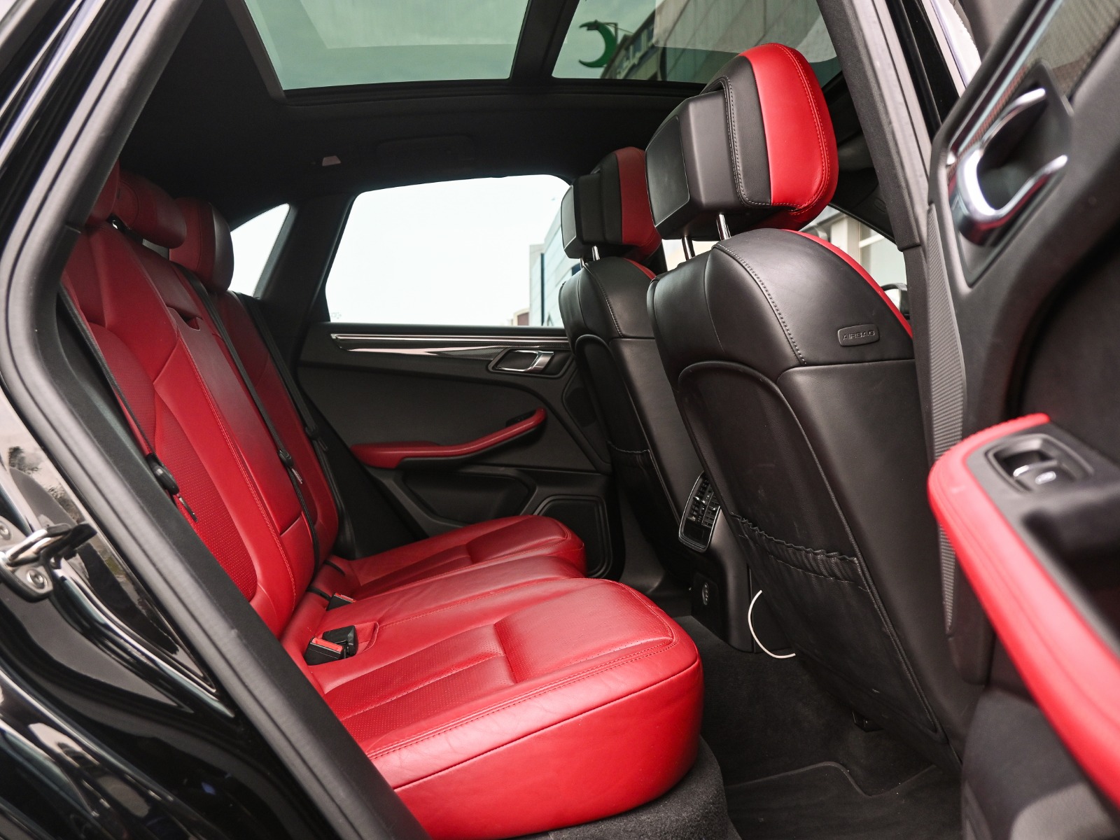 Porsche macan 2018 - Image 4
