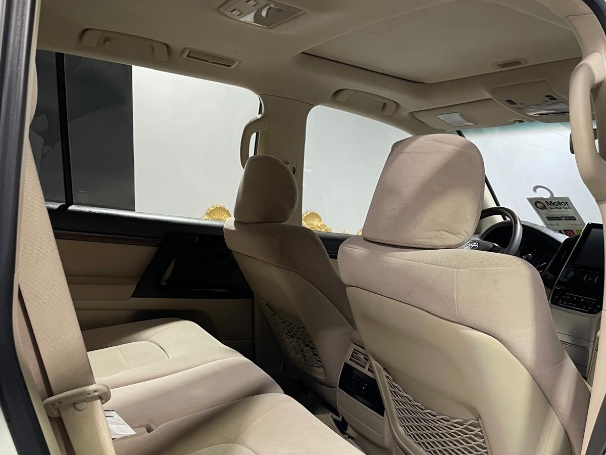 Toyota Land Cruiser GX.R 2020 - Image 3