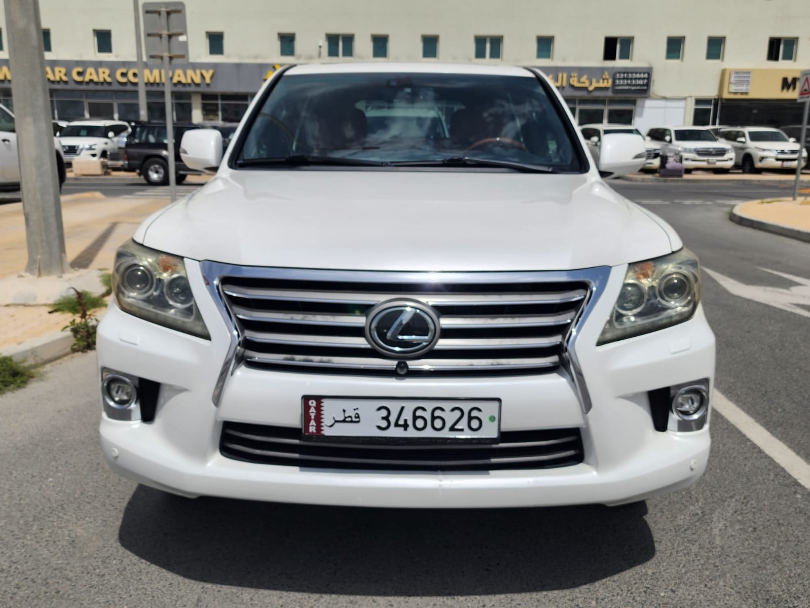 Lexus LX 570 2013 - Image 2