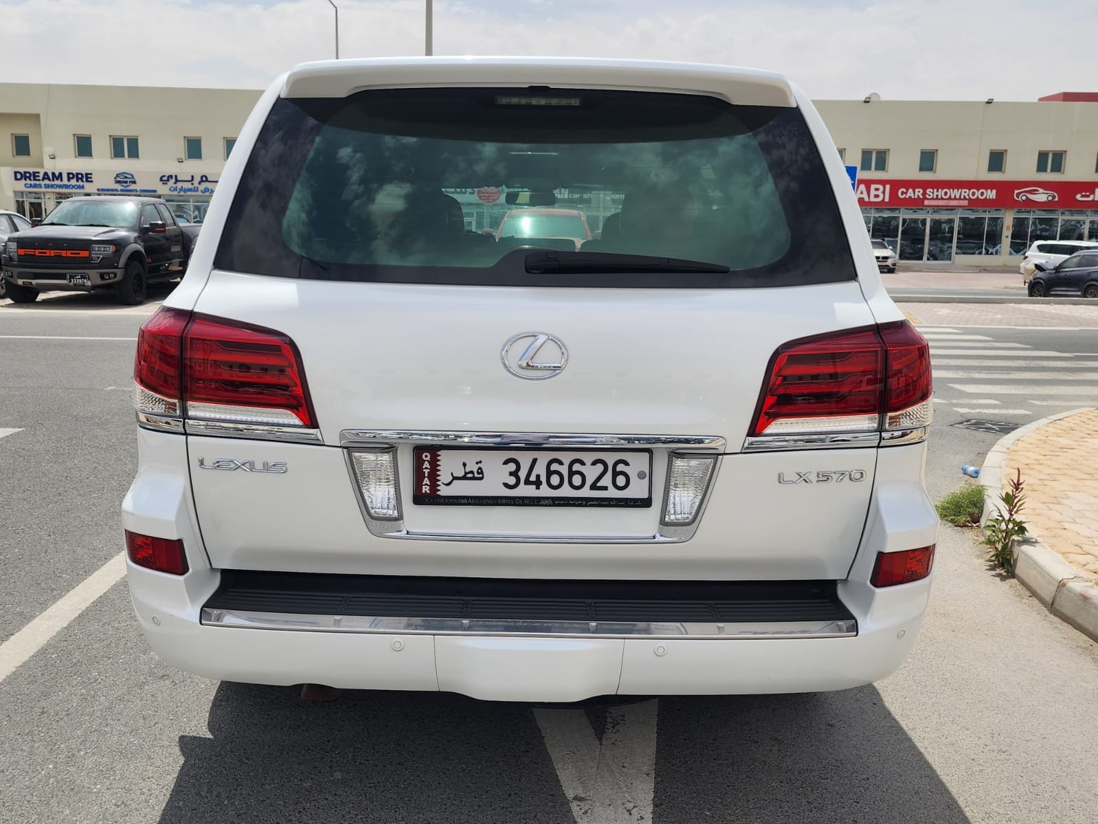 Lexus LX 570 2013 - Image 3