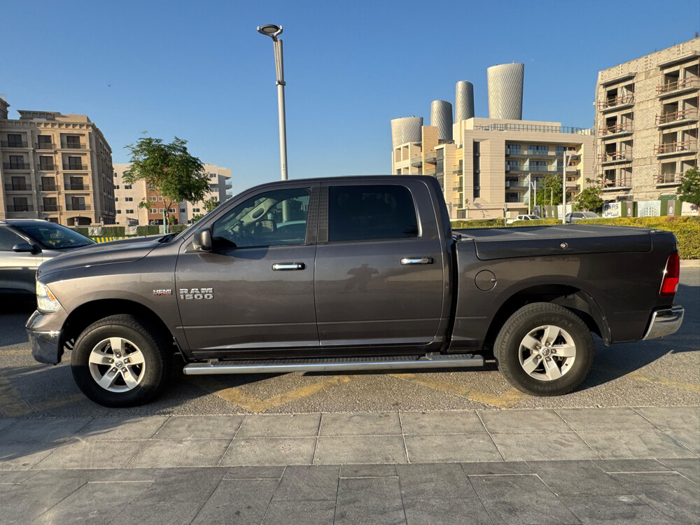 Dodge Ram Slt 1500 2017 - Image 3