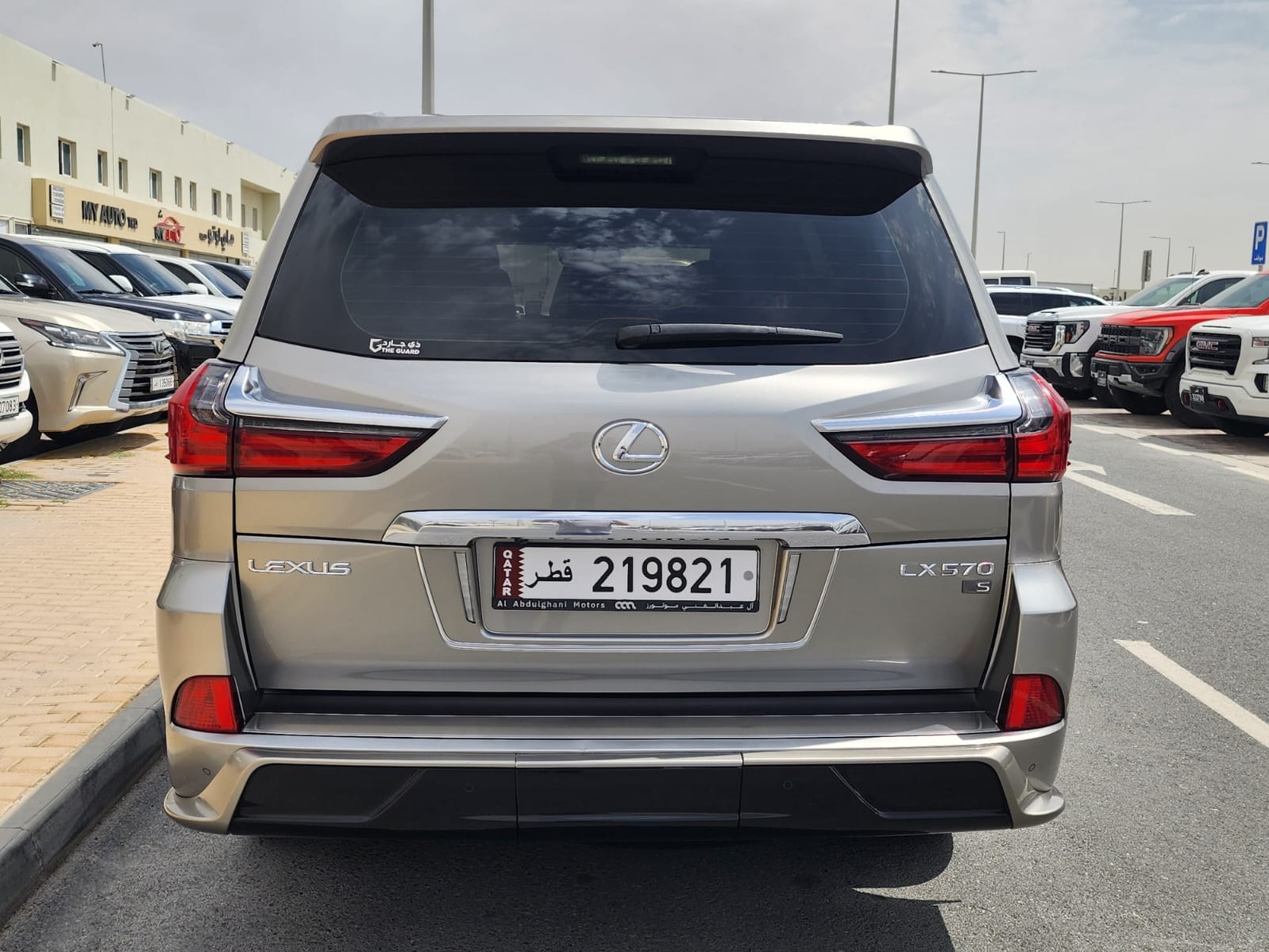Lexus LX 570 S 2018 - Image 3