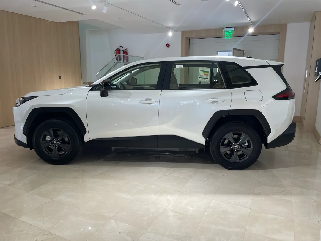 Toyota RAV4 LE HYBRID 2026 - Image 3