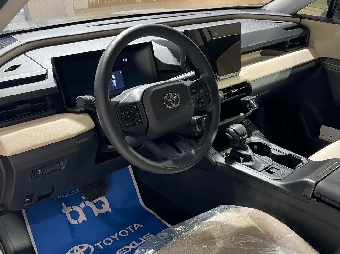 Toyota RAV4 LE HYBRID 2026 - Image 4