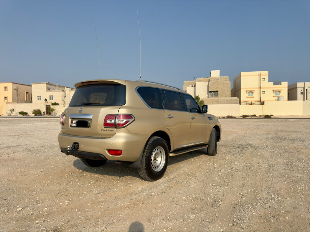 Nissan Patrol  Platinum 2012 - Image 4