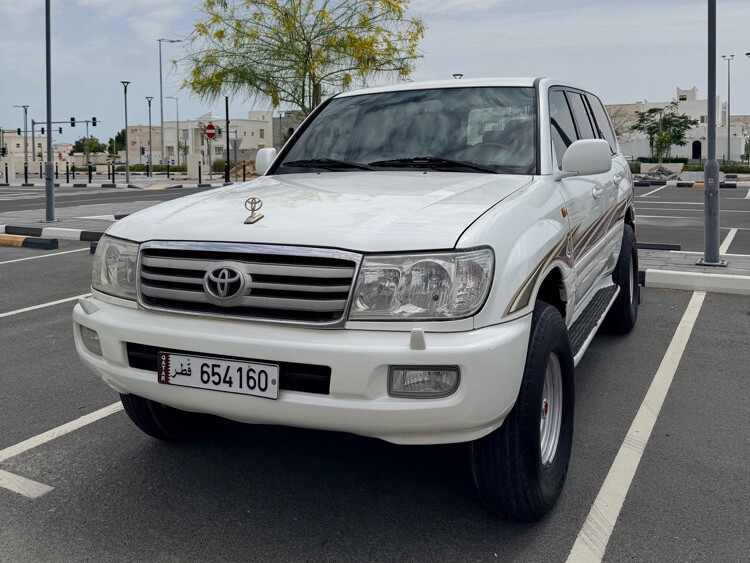 Toyota Land Cruiser GX.R 2006 - Image 2