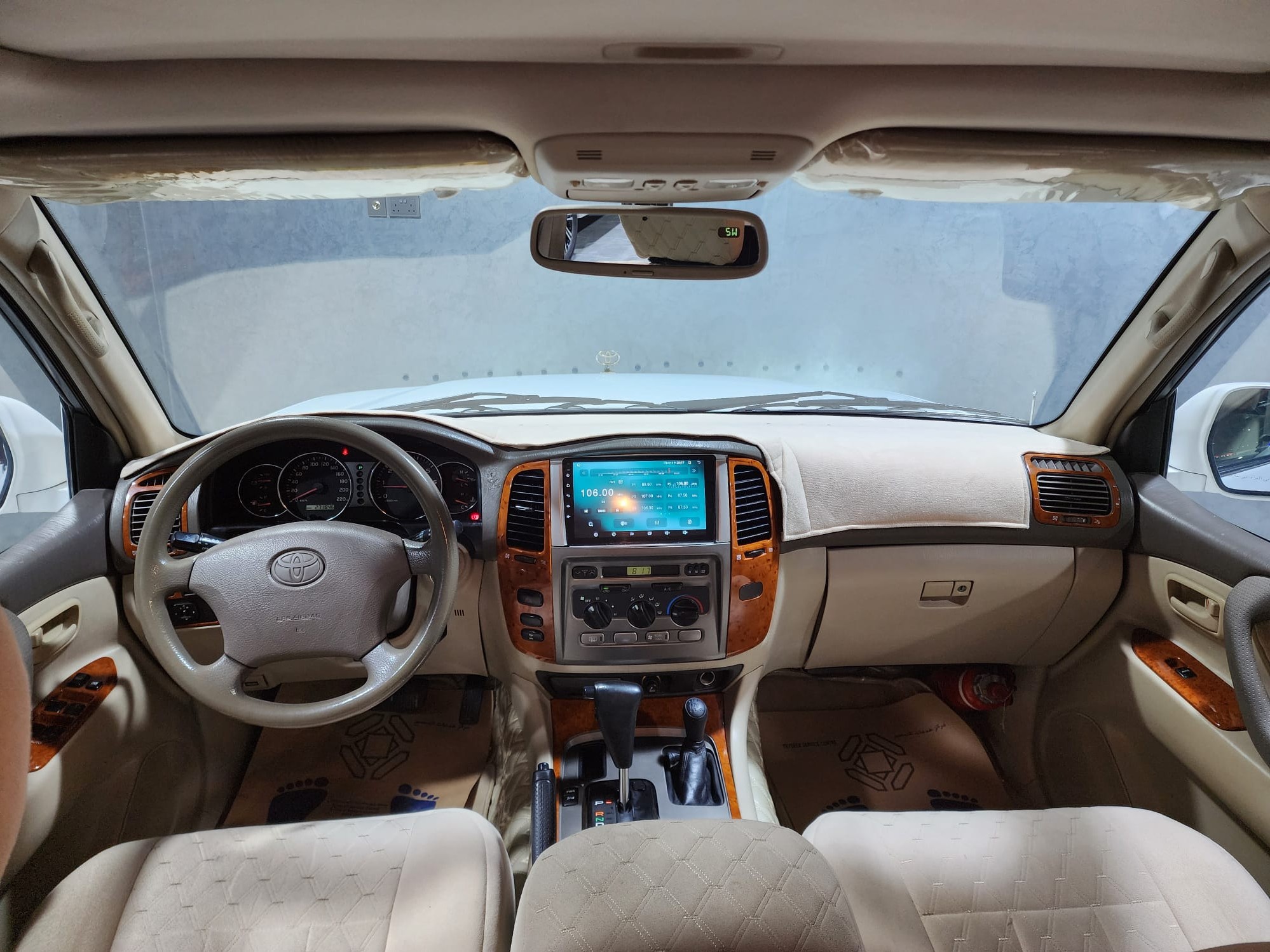Toyota Land Cruiser GX.R 2003 - Image 4