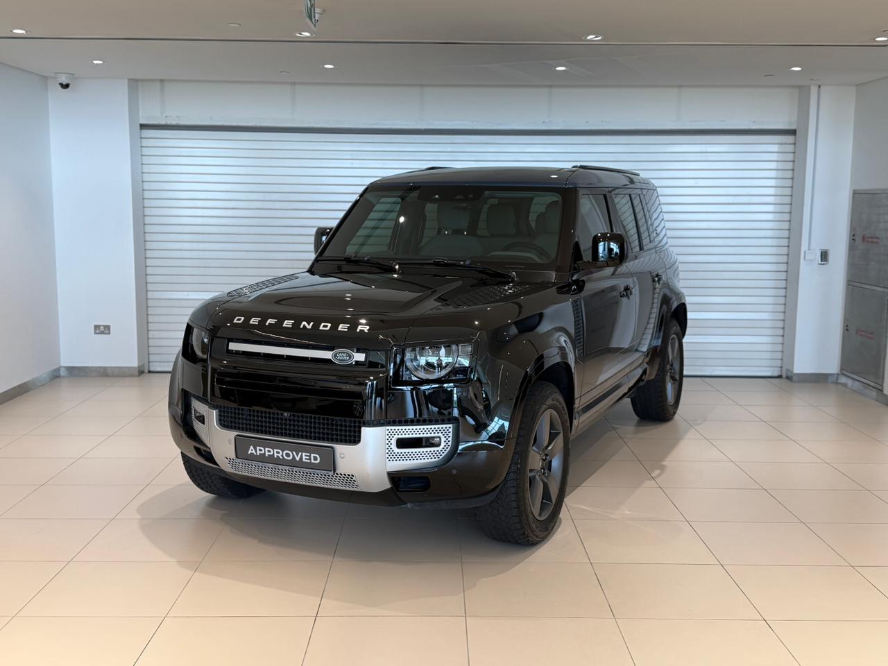 Land Rover Defender 110 3.0i6 HSE 2024