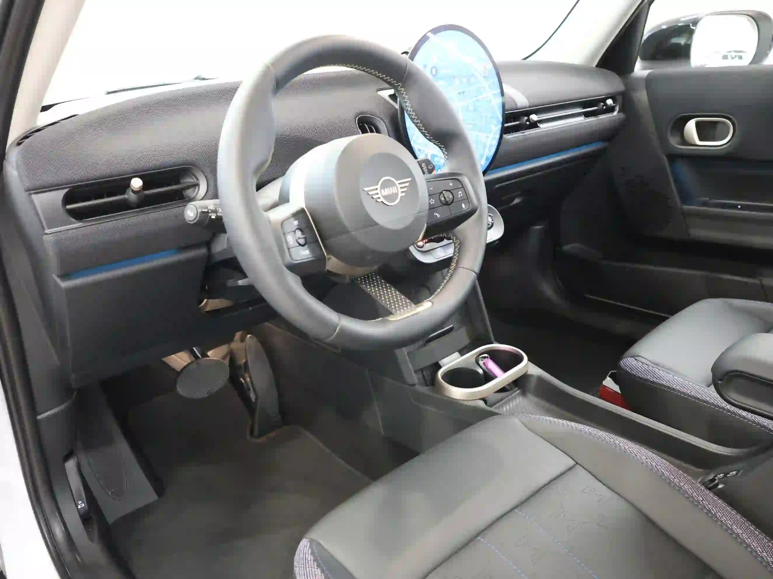 Mini Cooper S. 2025 - Image 3