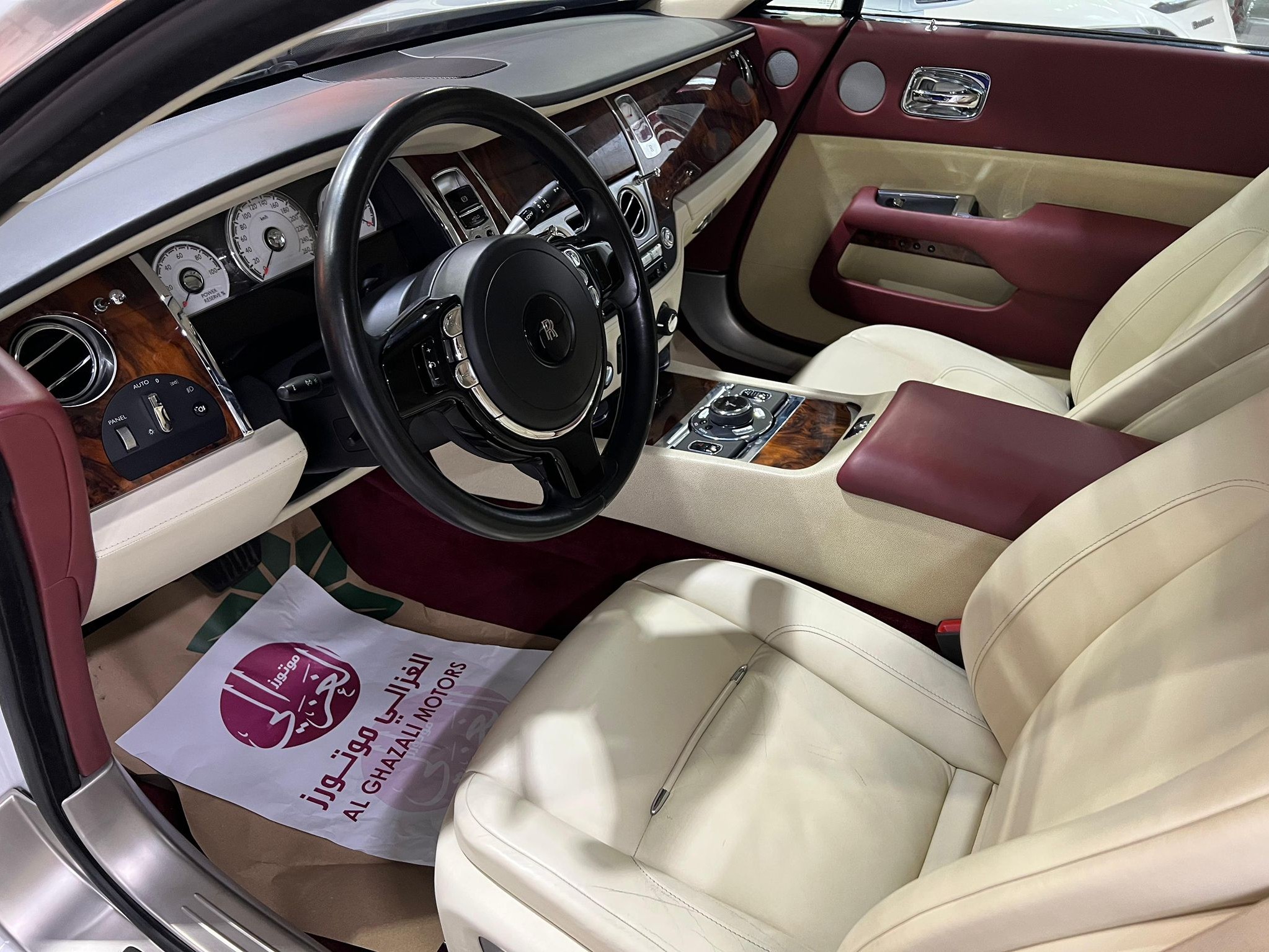 Rolls-Royce Wraith 2016 - Image 4