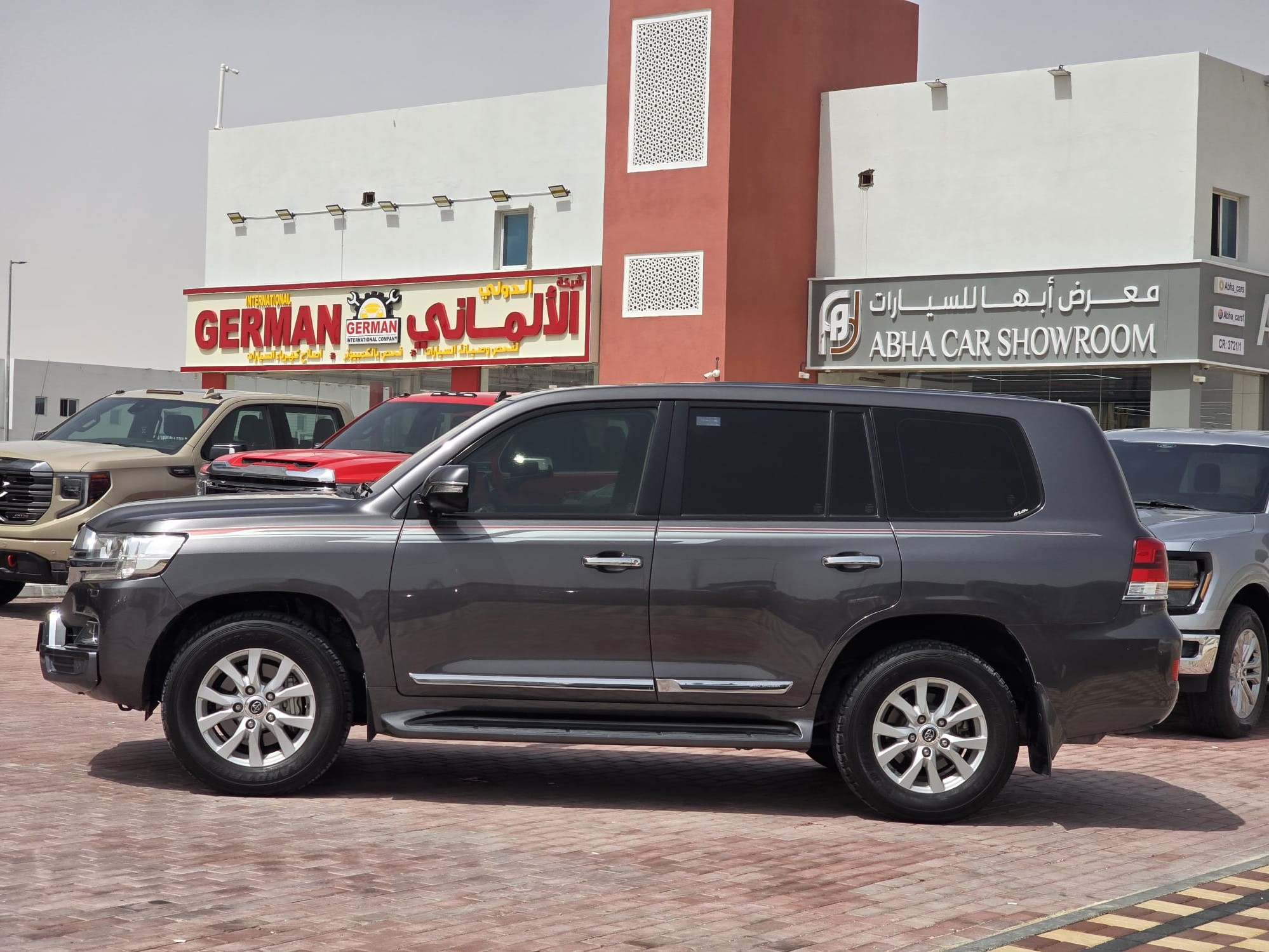 Toyota Land Cruiser GX.R 2020 - Image 4