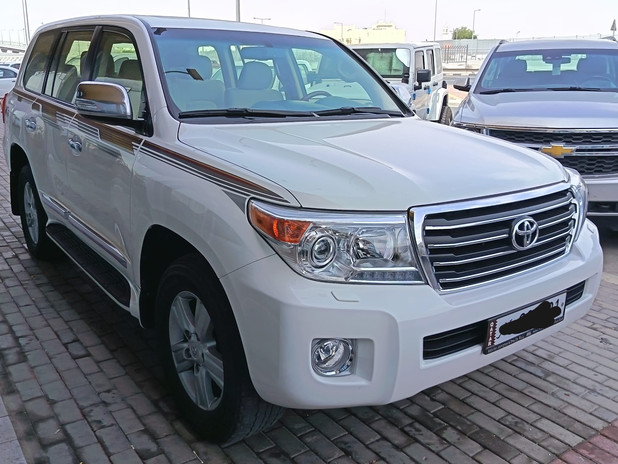 Toyota Land Cruiser GXR v8 2013 - Image 3